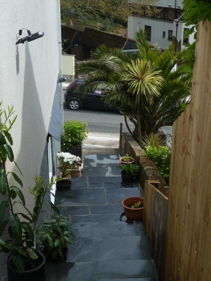 Starboard Side Brixham - Ideal Seaside Getaway With Parking Exterior foto